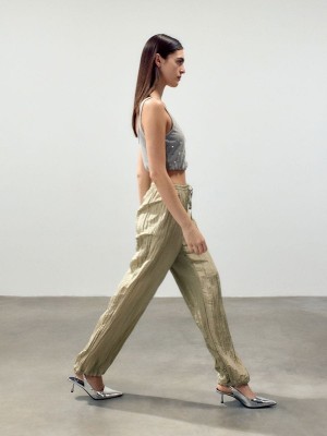 Beige Reserved Crease Effect Women's Trousers | FLOI-21980