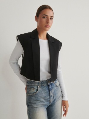 Black Reserved Cropped Women's Vest | NHXU-38267