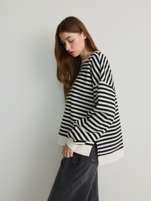 Black Reserved Oversized Stripe Women's Sweatshirts | SPKC-49570