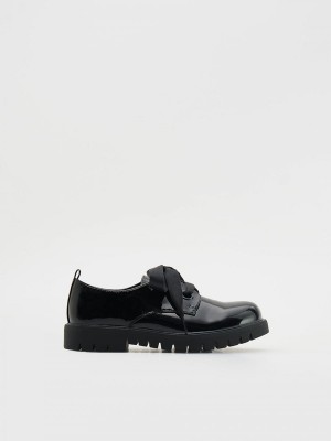 Black Reserved Patent Girls' Shoes | SOBT-79436