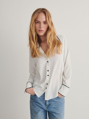 Cream Reserved Decorative Trimming Women's Shirts | OYGV-70851