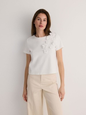 Cream Reserved T-flower Appliqué Women's Shirts | IBYZ-20467