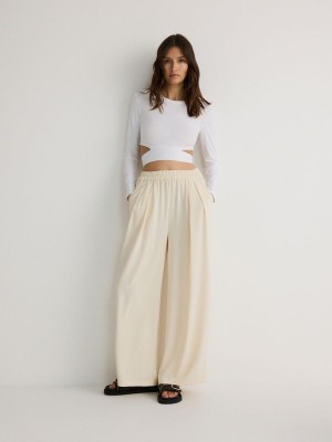 Cream Reserved Wide Leg Women's Trousers | GBSJ-13790