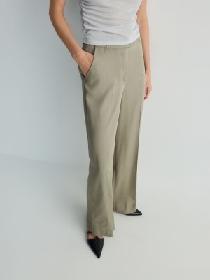 Green Reserved Cargo Women's Trousers | KGLF-97034