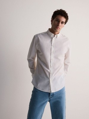 White Reserved Regular Fit Men's Shirts | EIVU-57491