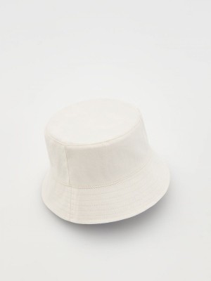 White Reserved Reversible Bucket Girls' Hats | PONF-67085