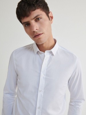 White Reserved Slim Fit Men's Shirts | XBMH-18245