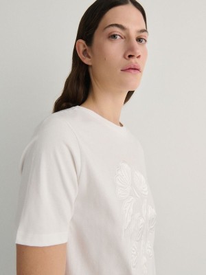 White Reserved T-patch Appliqué Women's T-shirts | DNTR-53614