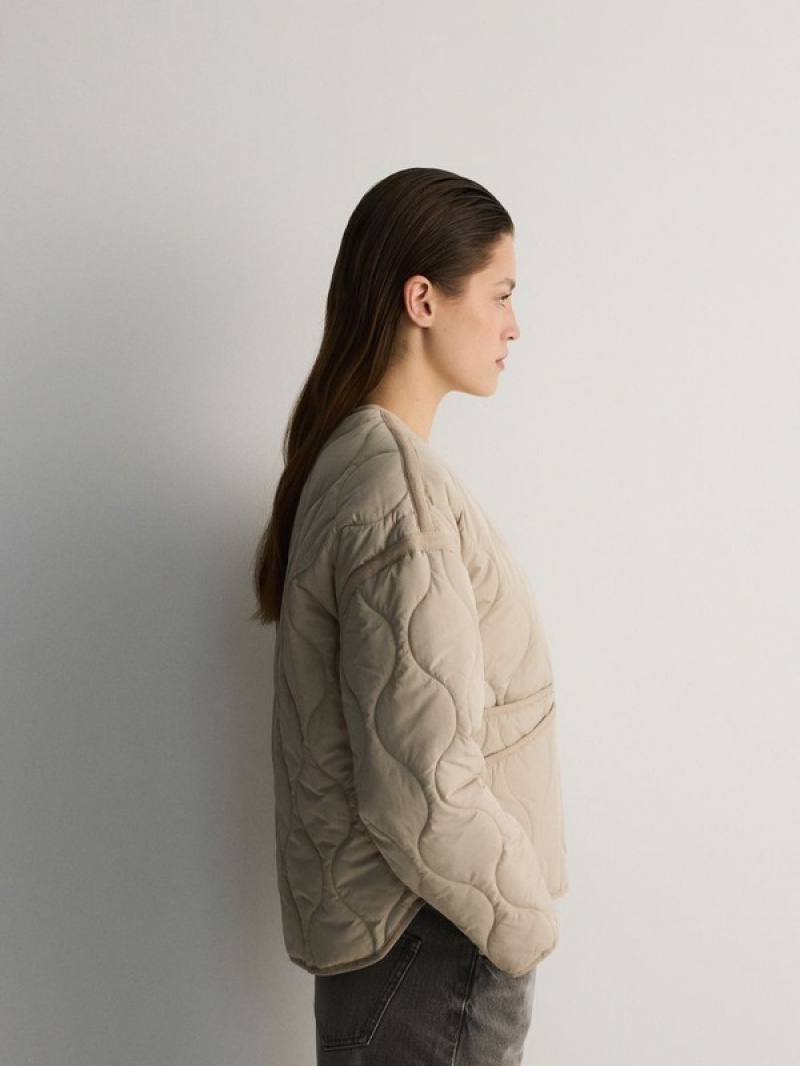 Beige Reserved Cropped Quilted Women's Jackets | CTNF-30819