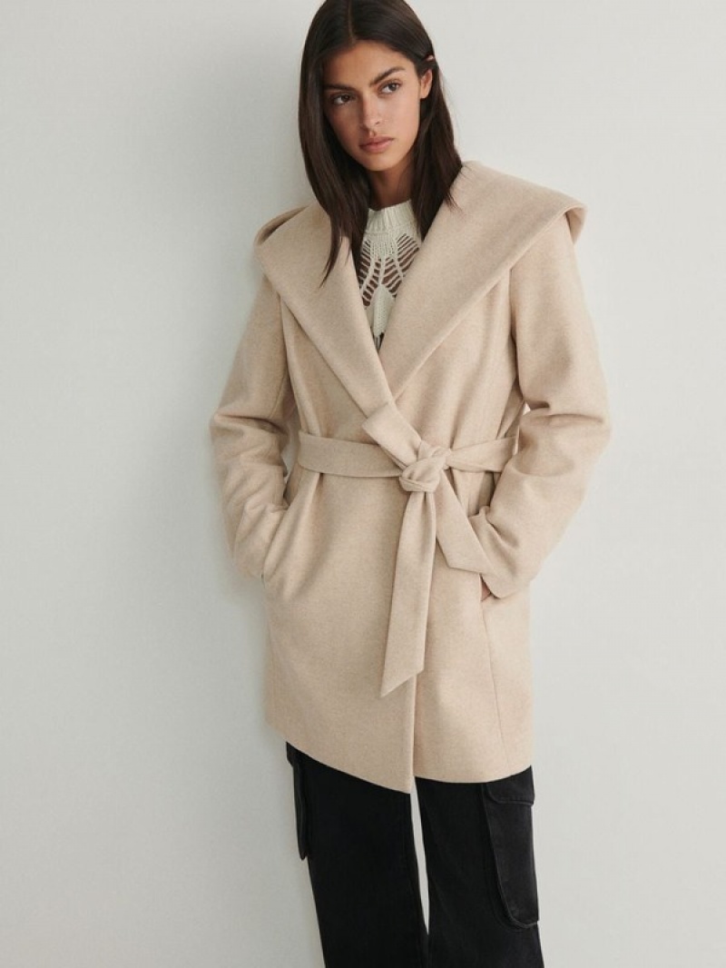 Beige Reserved Hooded Women's Coats | KDVY-38750