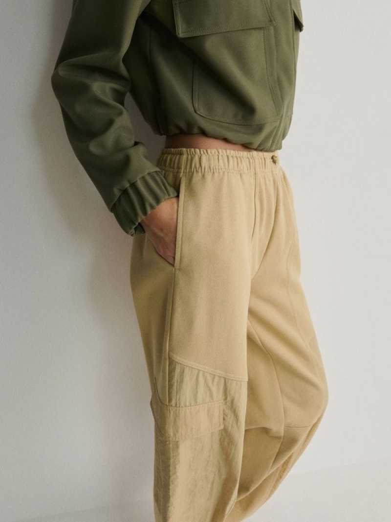 Beige Reserved Joggerscargo Pockets Women's Trousers | PODH-95647