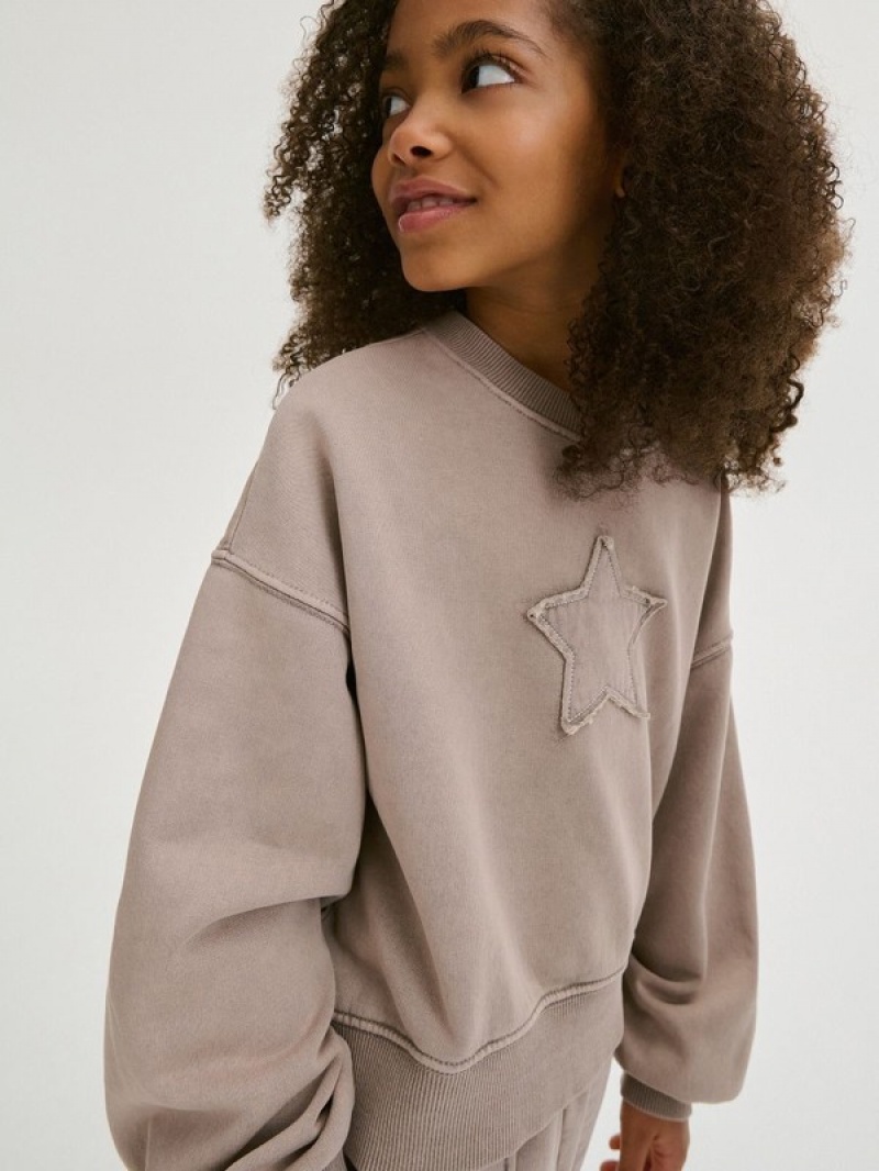 Beige Reserved Star Motif Girls' Sweatshirts | RWQJ-05712