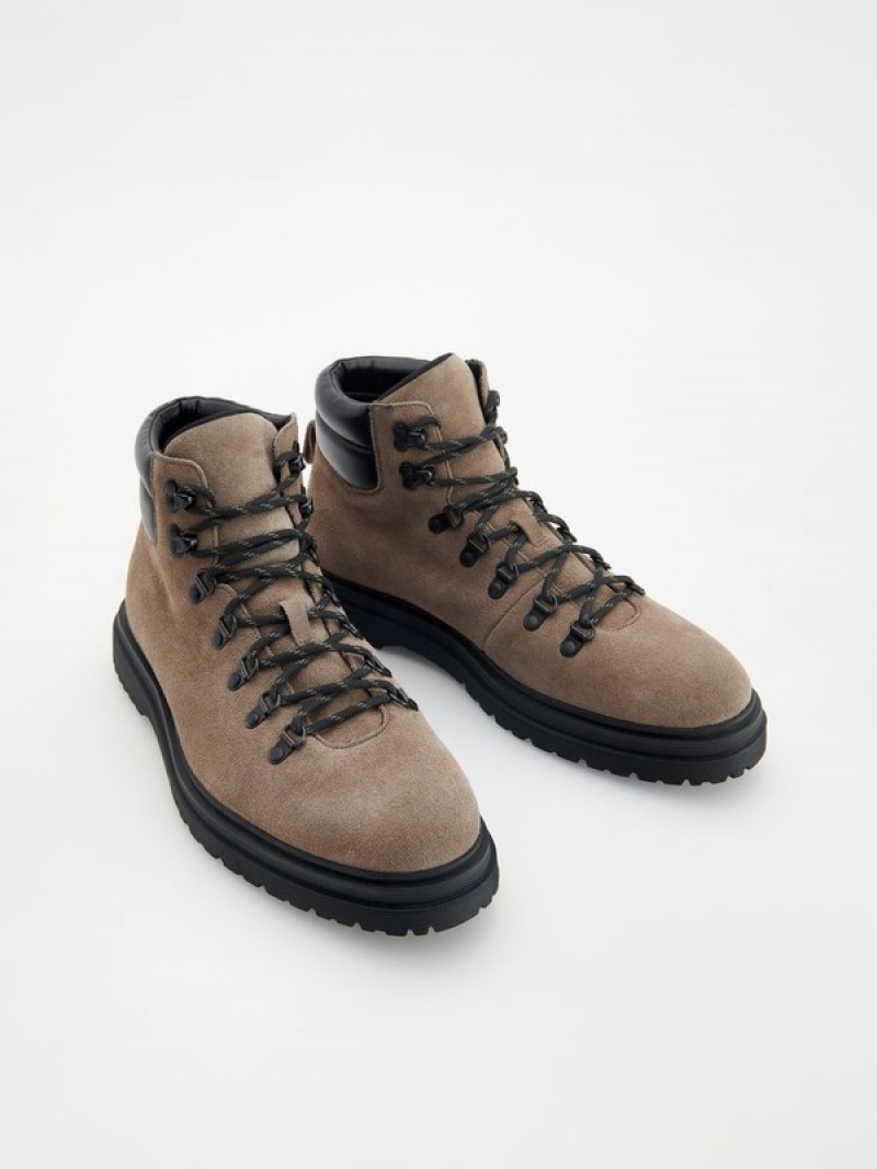 Beige Reserved Trekking Men's Shoes | KYDM-13052