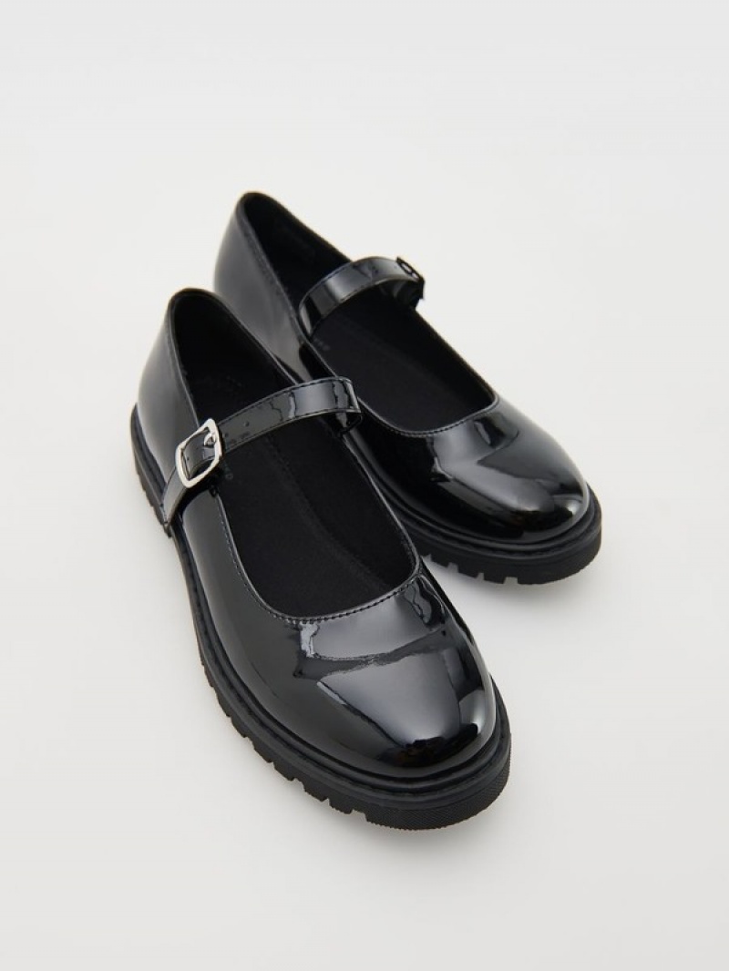 Black Reserved Patent Girls' Shoes | KWPV-41692