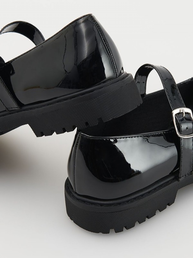 Black Reserved Patent Girls' Shoes | KWPV-41692