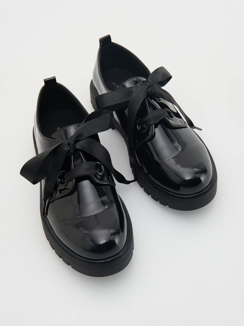 Black Reserved Patent Girls' Shoes | SOBT-79436