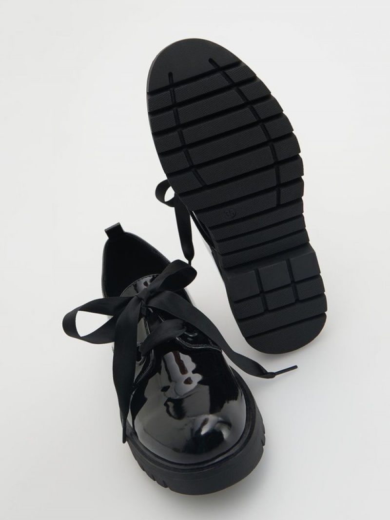 Black Reserved Patent Girls' Shoes | SOBT-79436