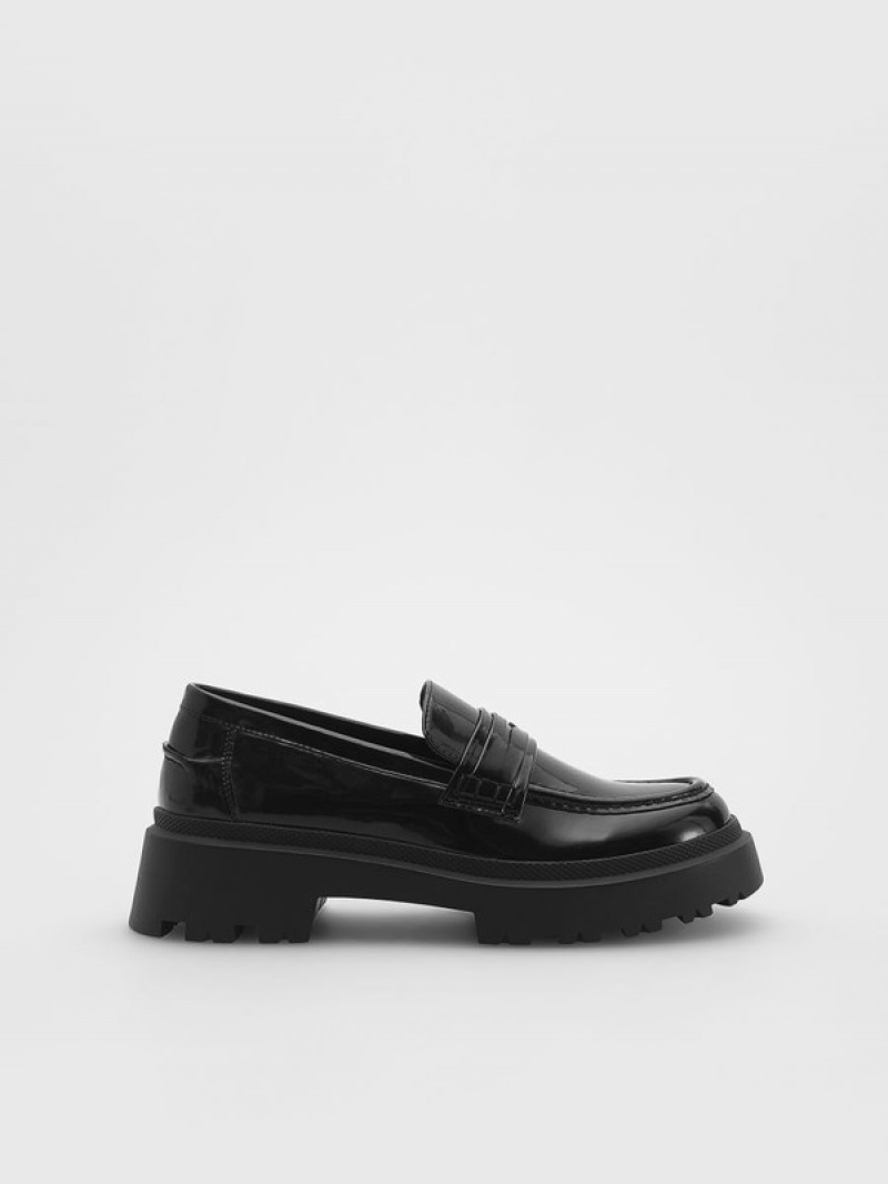 Black Reserved Patent Women\'s Loafers | FSLK-32058