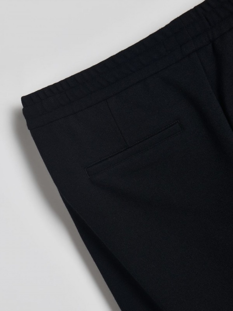 Black Reserved Regular Men's Shorts | WIRF-78496