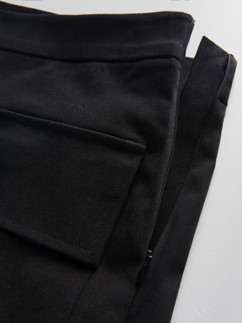 Black Reserved Skort With Women's Shorts | WUEF-19728