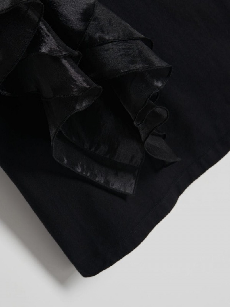 Black Reserved T-decorative Ruffle Detail Women's Shirts | TSLI-75284