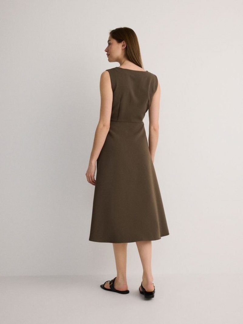 Brown Reserved Midipleats Women's Dress | UOXH-59041