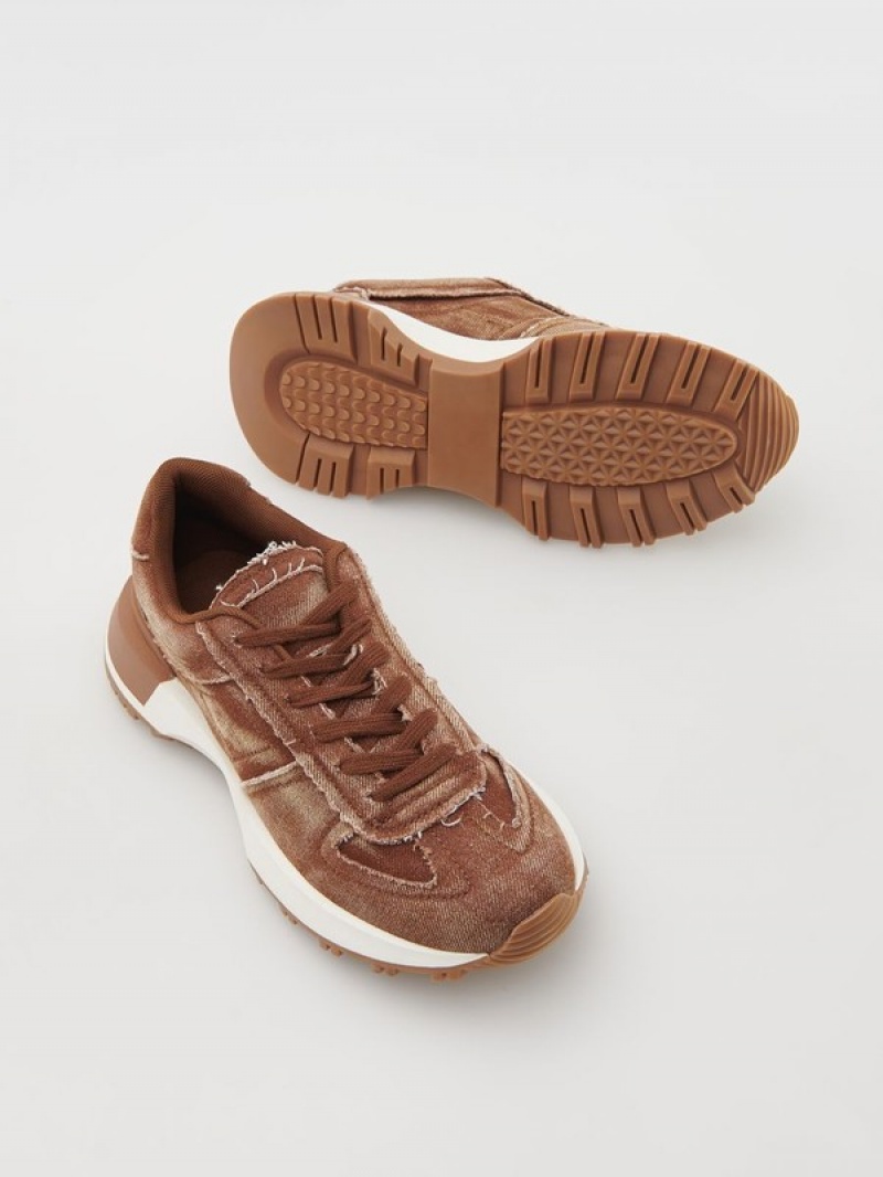 Brown Reserved Wash-effect Women's Sneakers | QSGB-48302