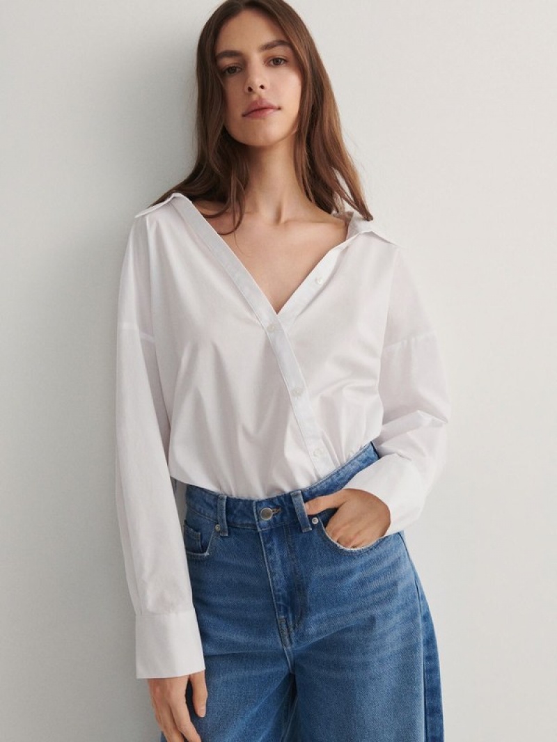 Cream Reserved Asymmetric Fastening Women's Shirts | JUFD-76108