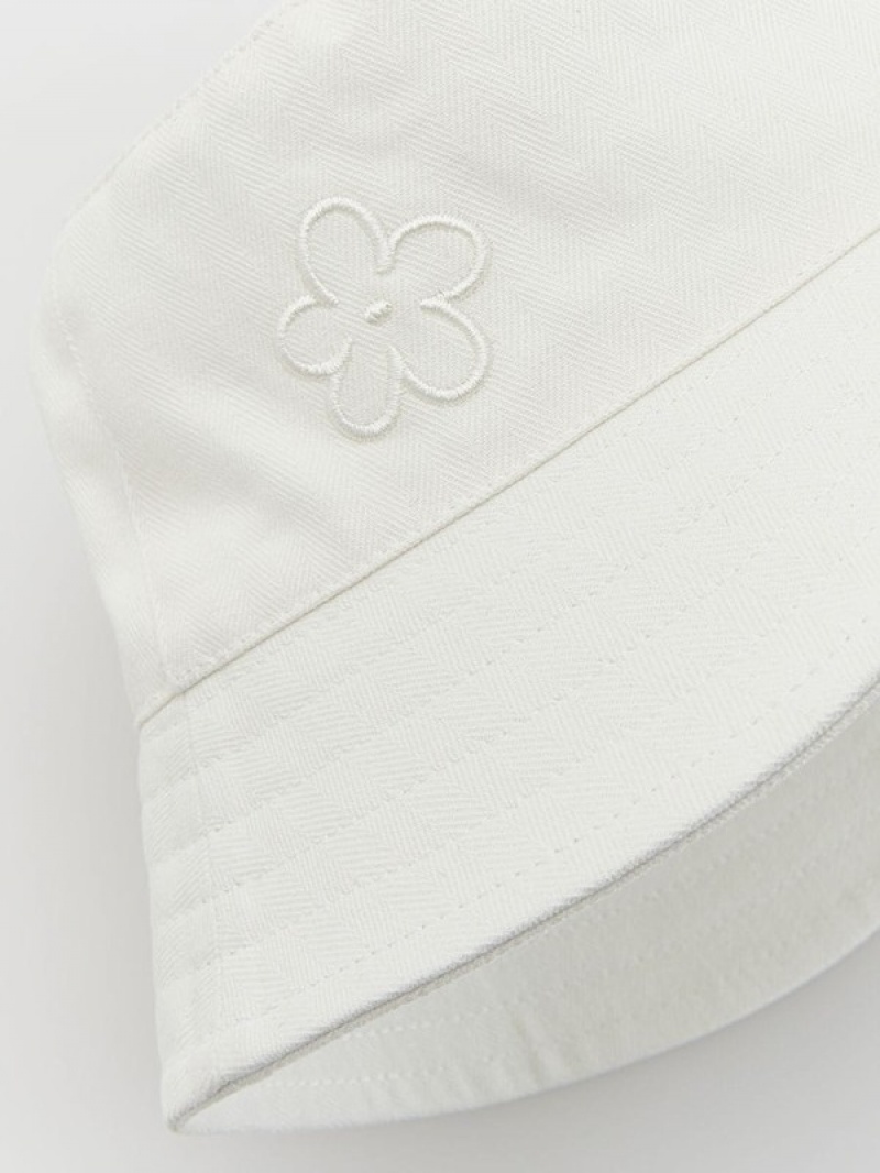 Cream Reserved Bucketembroidery Detailing Girls' Hats | DLUM-28610