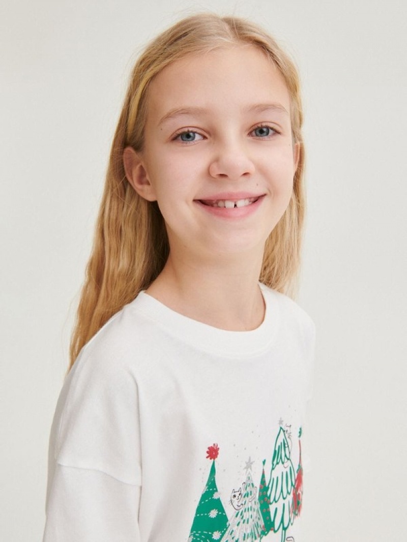 Cream Reserved Christmas T-print Girls' T-shirts | ODPT-30146