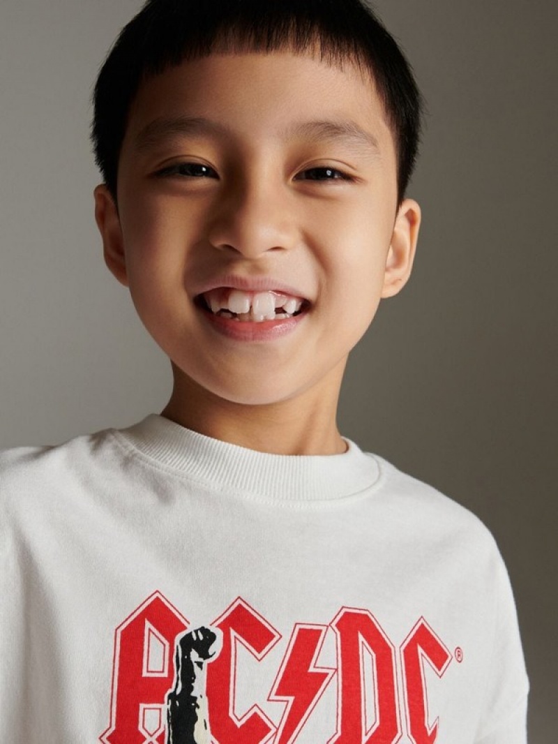 Cream Reserved Classic Boys' T-shirts | HIAL-50236