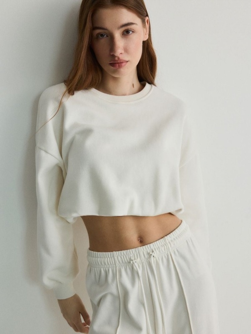 Cream Reserved Cropped Women's Sweatshirts | MGVY-54721