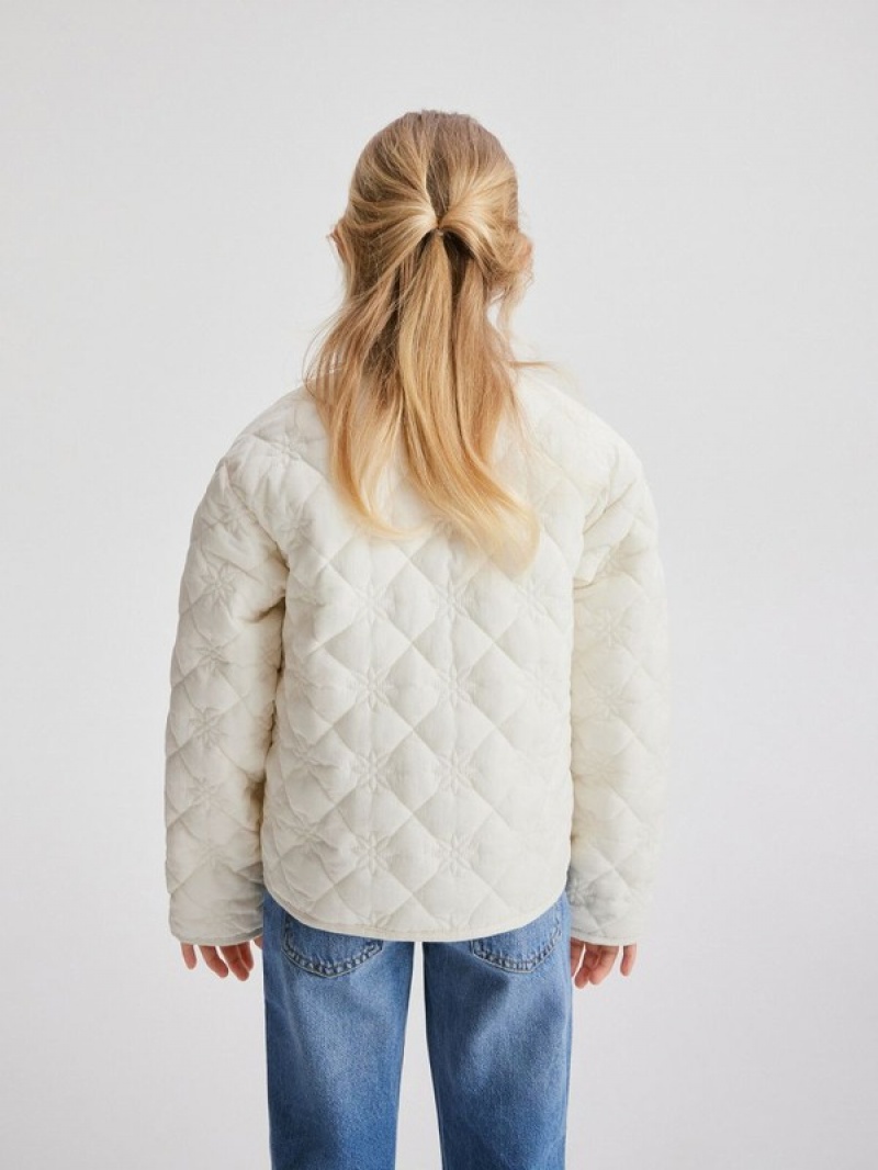 Cream Reserved Quilted Girls' Jackets | GMIY-80624