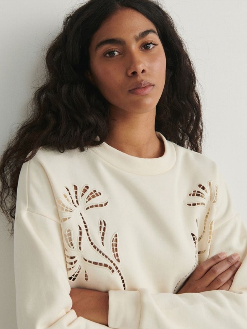 Cream Reserved Sweatembroidery Detailing Women's Sweatshirts | ASCF-05874