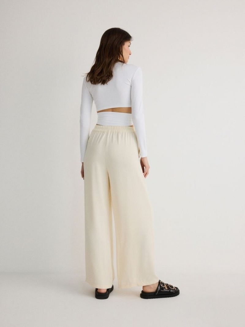 Cream Reserved Wide Leg Women's Trousers | GBSJ-13790