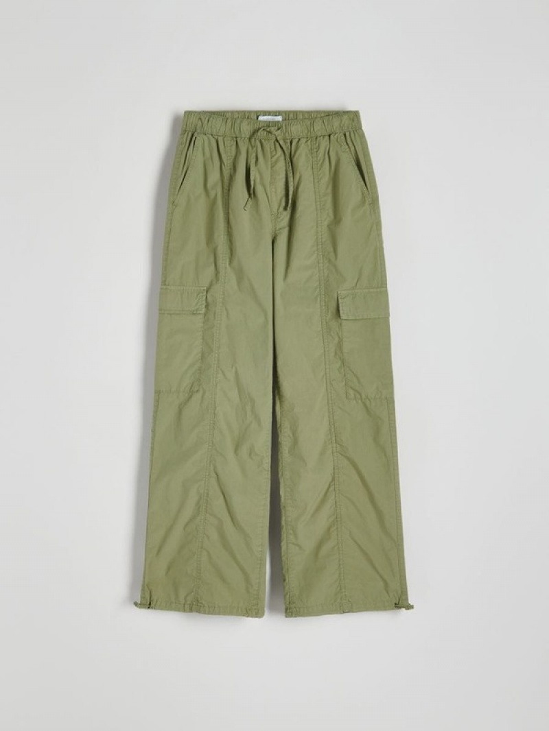 Green Reserved Cargo Women's Trousers | FYNS-70196