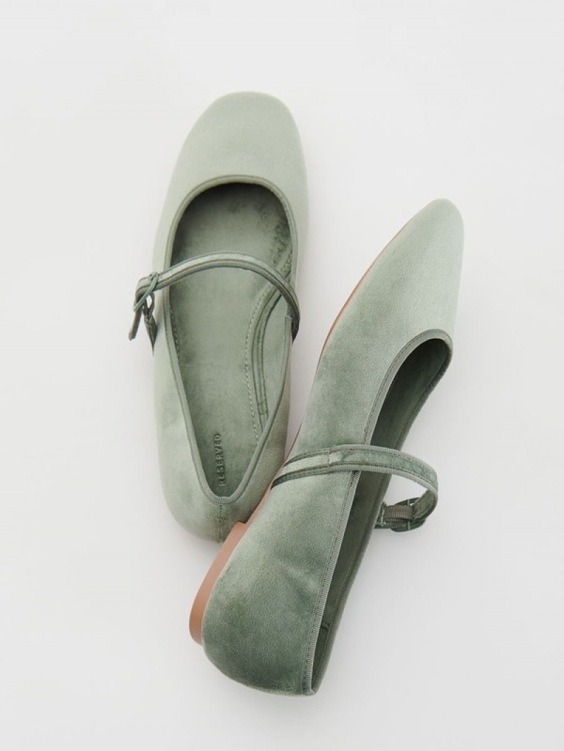 Light Olive Reserved Ballerinas Women's Loafers | VXSO-81975