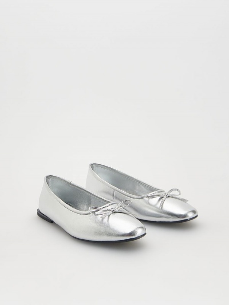 Silver Reserved Metallic Natural Leather Ballerinas Women's Loafers | LSRW-91237